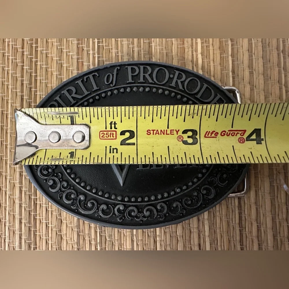 Black Velvet Blended Canadian Whiskey Spirit of Pro-Rodeo 1979 Promo Belt Buckle